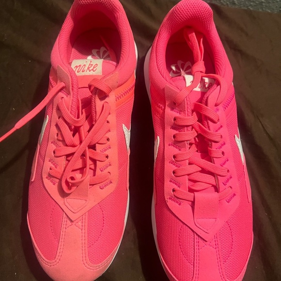 Nike Women's Sneakers - Pink and White - Picture 3 of 6